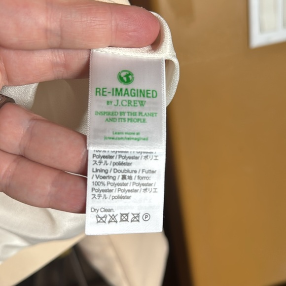 NWOT J. Crew Cropped Blazer in City Crepe Raw Cashew Size 4 - Picture 6 of 11